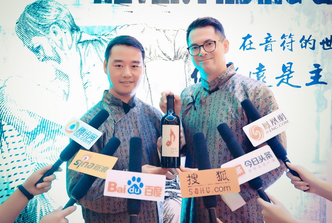  AWJS�����������e�Џ͹��L�����}Ʒ������